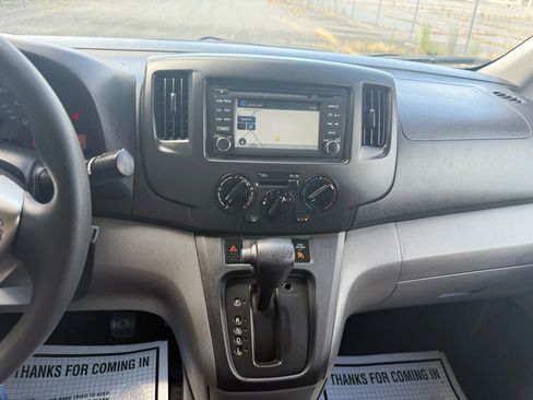 Used 2018 Nissan NV200 SV w/ Navigation Package image 63