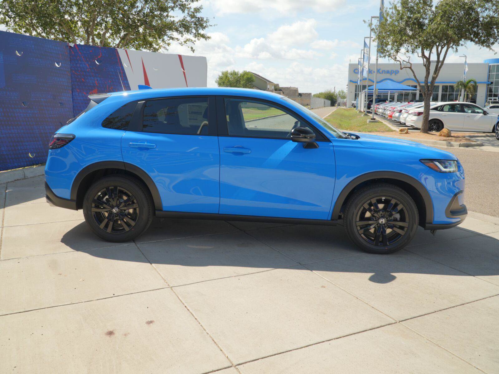 New 2027 Honda HR-V Sport image 4