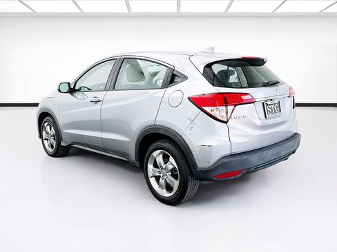 Used 2019 Honda HR-V LX image 6