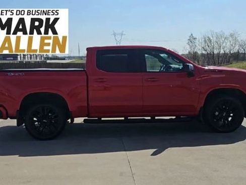 Used 2023 Chevrolet Silverado 1500 RST w/ Rally Edition AWD/4WD image 9