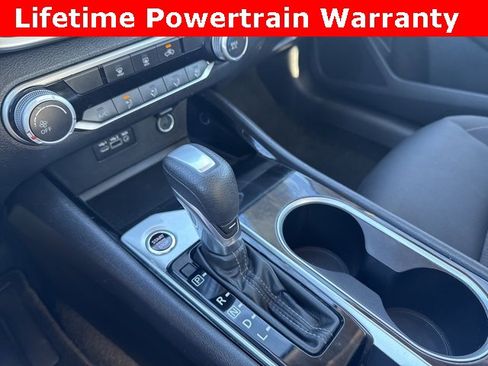 Used 2024 Nissan Altima 2.5 SV image 14