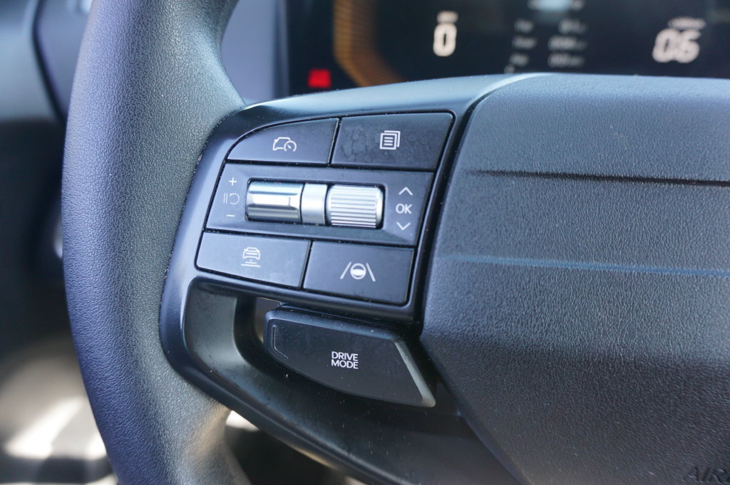 Used 2025 Kia K4 FWD image 8