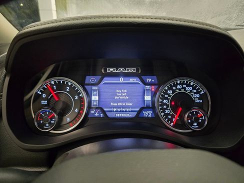 Used 2024 RAM 2500 Laramie AWD/4WD image 24