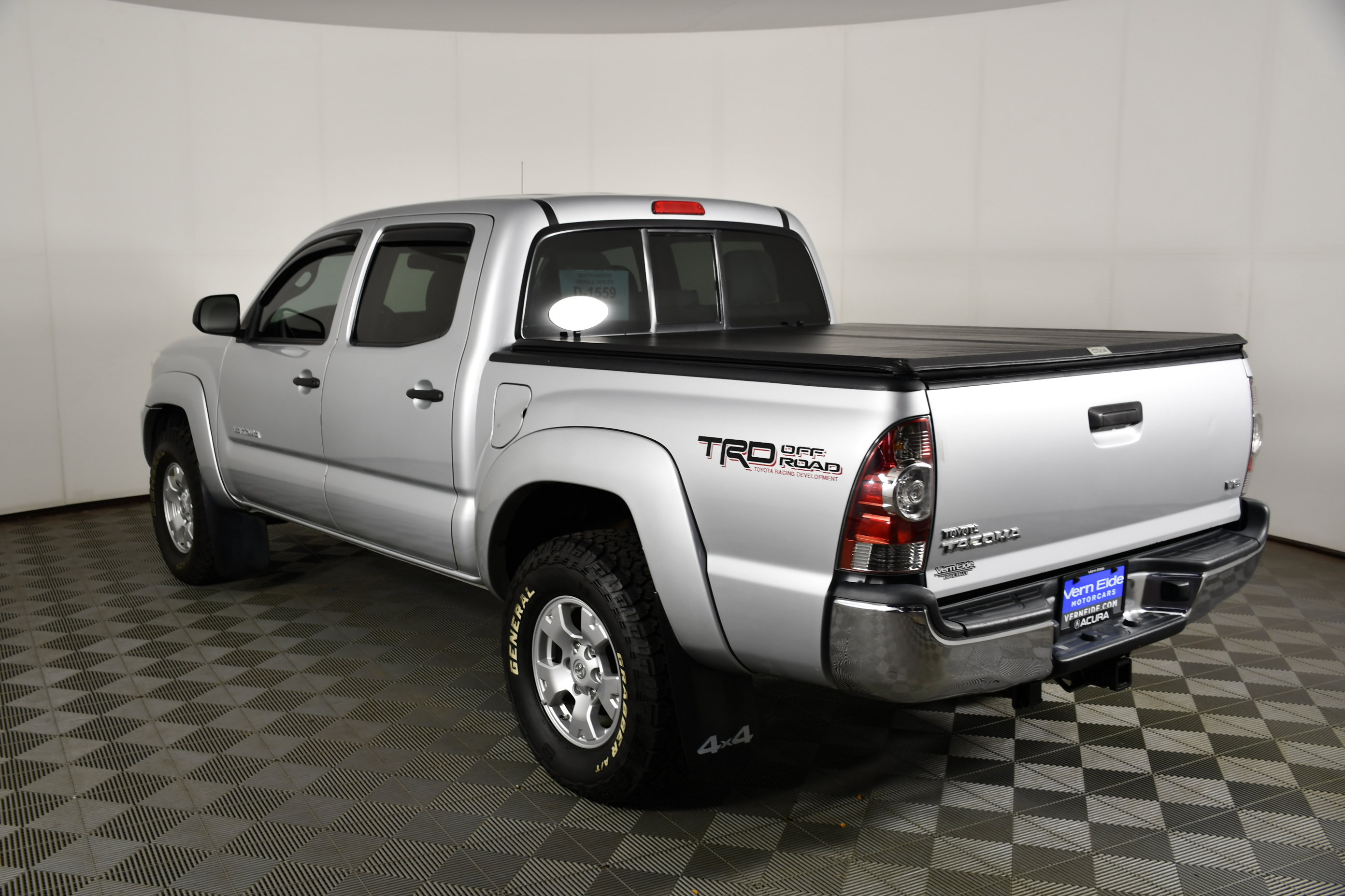 Used 2013 Toyota Tacoma 4x4 Double Cab w/ TRD Off-Road Pkg image 8