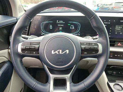 Certified 2024 Kia Sportage EX w/ EX Premium Package image 18