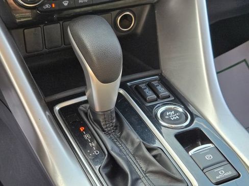Used 2025 Mitsubishi Eclipse Cross SE AWD/4WD image 32