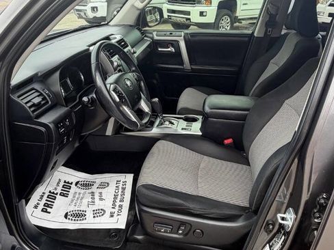 Used 2015 Toyota 4Runner SR5 image 15