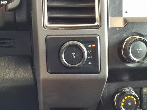 Used 2019 Ford F150 Raptor w/ Equipment Group 801A Mid AWD/4WD image 11