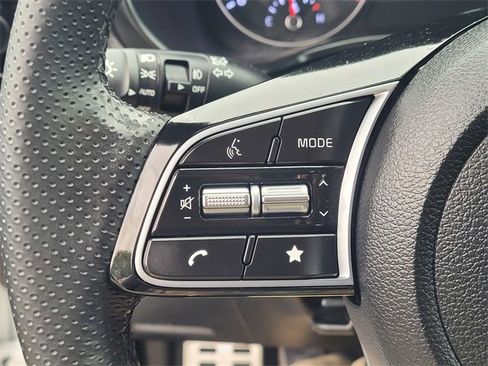 Used 2023 Kia Forte GT-Line image 13