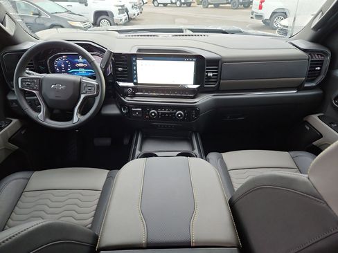 Used 2026 Chevrolet Silverado 2500 ZR2 w/ LPO, Dark Essentials Package image 28