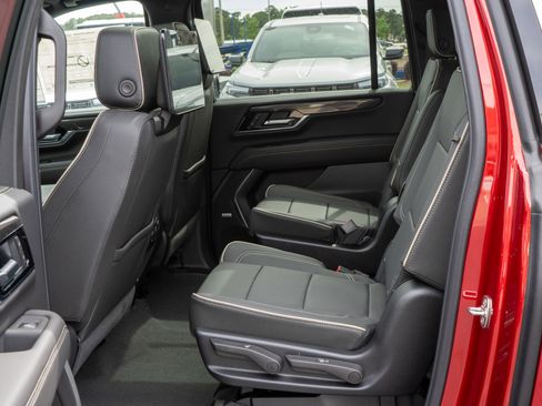 New 2026 GMC Yukon XL Elevation RWD image 31
