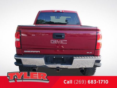 Used 2018 GMC Sierra 1500 SLE w/ SLE Value Package AWD/4WD image 7
