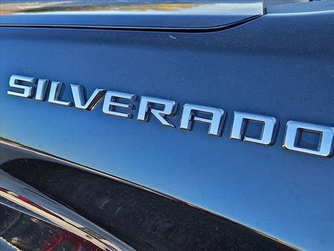 Used 2022 Chevrolet Silverado 1500 LT w/ Texas Edition Plus image 8