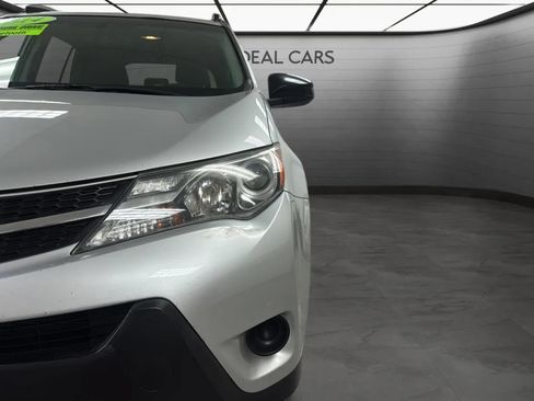 Used 2014 Toyota RAV4 LE AWD/4WD image 28