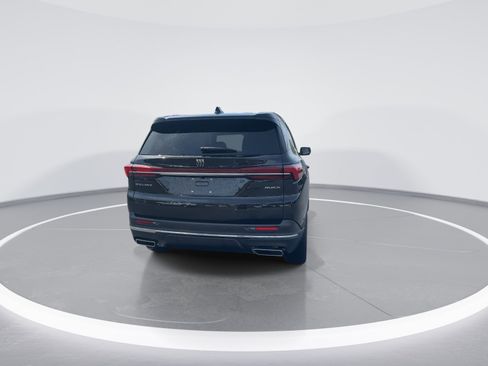 Used 2025 Buick Enclave Preferred image 8