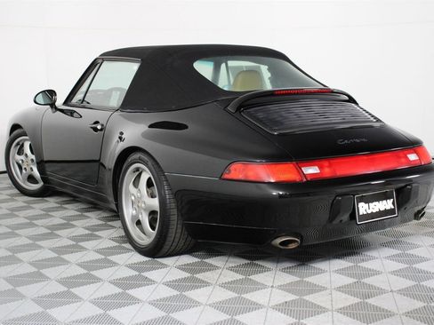 Used 1995 Porsche 911 Carrera image 3