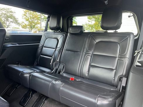 Certified 2023 Lincoln Navigator L Reserve AWD/4WD image 16