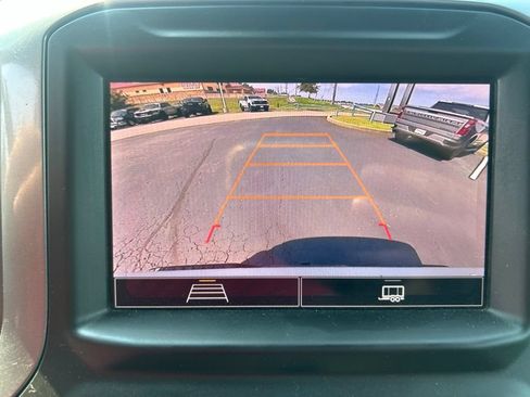 Used 2025 Chevrolet Silverado 1500 Custom Trail Boss AWD/4WD image 25
