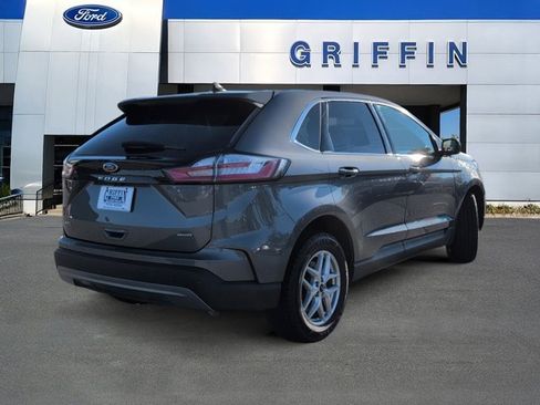 Used 2024 Ford Edge SEL image 4