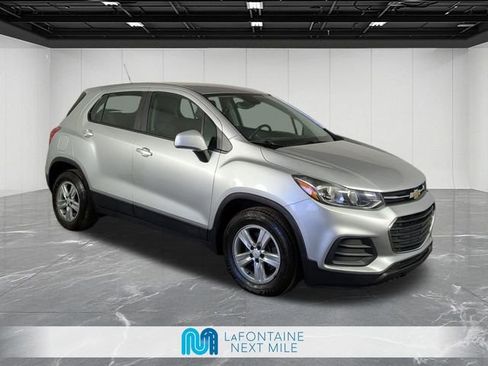Used 2018 Chevrolet Trax LS FWD image 7