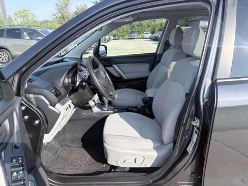 Used 2015 Subaru Forester 2.5i Premium w/ All-Weather Package AWD/4WD image 11
