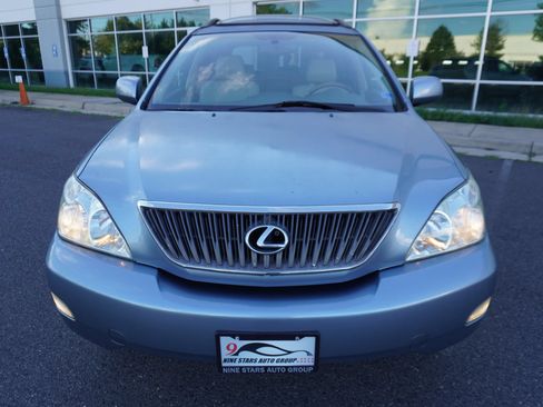 Used 2005 Lexus RX 330 w/ Premium Pkg FWD image 2