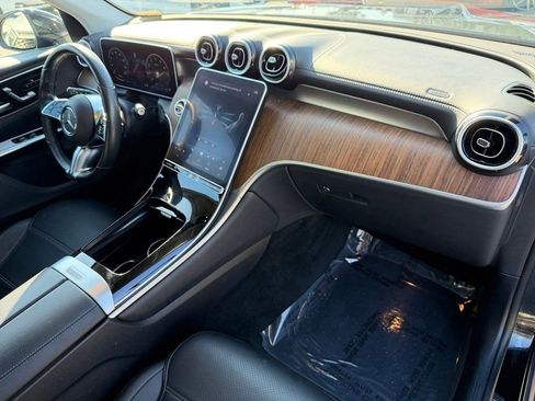 Used 2024 Mercedes-Benz GLC 300 GLC 300 image 26