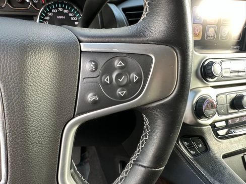 Used 2019 GMC Yukon SLT w/ Premium Edition AWD/4WD image 17