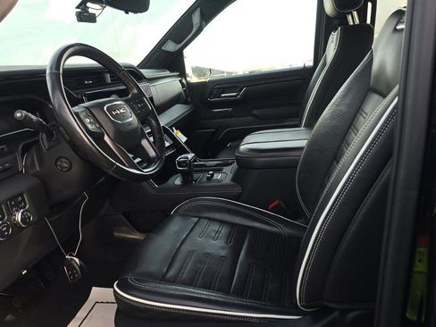 Used 2023 GMC Sierra 1500 AT4X image 10