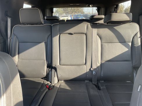 Used 2021 GMC Yukon SLT w/ SLT Luxury Package AWD/4WD image 22