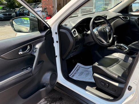 Used 2016 Nissan Rogue SL w/ SL Premium Package AWD/4WD image 6