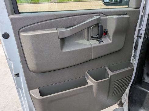 Used 2024 GMC Savana 2500 w/ Driver Convenience Package RWD image 26