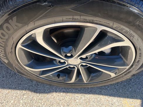 Used 2020 Buick Encore GX Select image 38