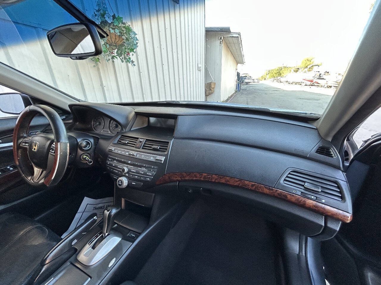 Used 2011 Honda Crosstour EX-L image 29
