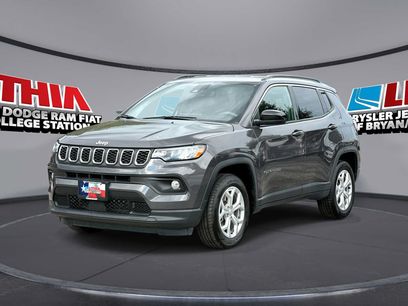 Used 2024 Jeep Compass Latitude