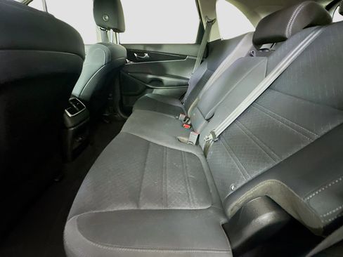 Used 2019 Kia Sorento L FWD image 25