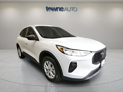 Used 2025 Ford Escape Active w/ Cold Weather Package AWD/4WD image 6