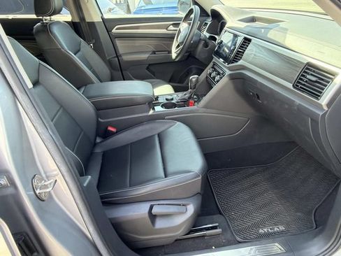 Certified 2023 Volkswagen Atlas SE AWD/4WD image 10