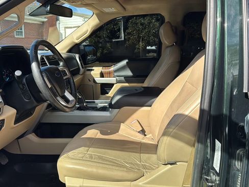 Used 2015 Ford F150 Lariat w/ Equipment Group 502A Luxury image 10