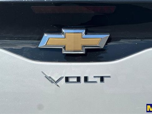 Used 2018 Chevrolet Volt Premier w/ Driver Confidence Package image 35