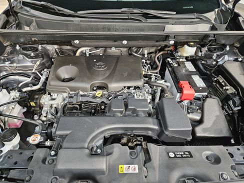 Certified 2025 Toyota RAV4 LE AWD/4WD image 19