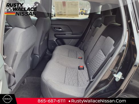 Certified 2025 Nissan Kicks SV image 10