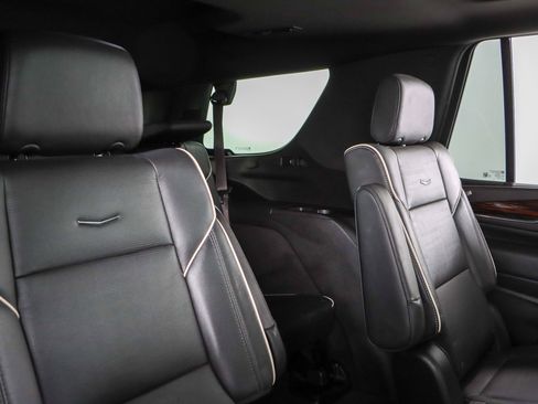Used 2023 Cadillac Escalade Premium Luxury w/ LPO, Floor Liner Package AWD/4WD image 34