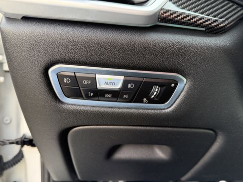 Used 2021 BMW X5 M50i AWD/4WD image 26