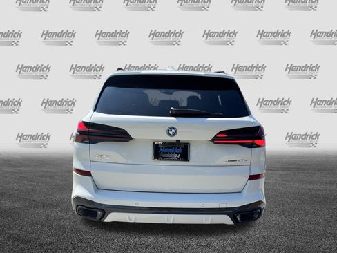 New 2026 BMW X5 xDrive50e w/ Executive Package AWD/4WD image 9