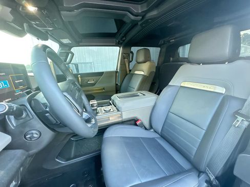 Used 2024 GMC Hummer EV 3X AWD/4WD image 13