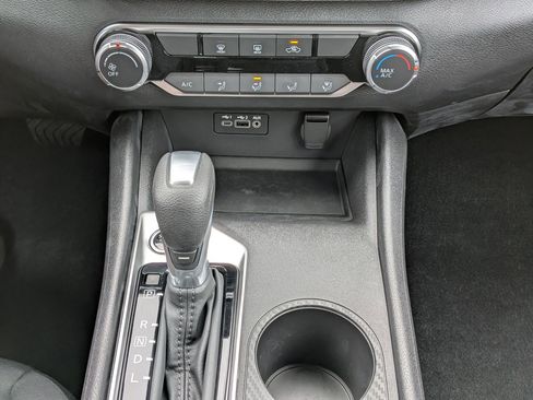 New 2025 Nissan Altima 2.5 SV image 22