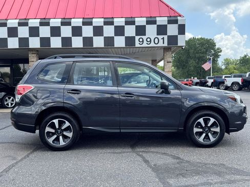 Used 2018 Subaru Forester 2.5i w/ Alloy Wheel Package AWD/4WD image 8