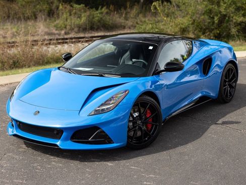 New 2025 Lotus Emira image 4