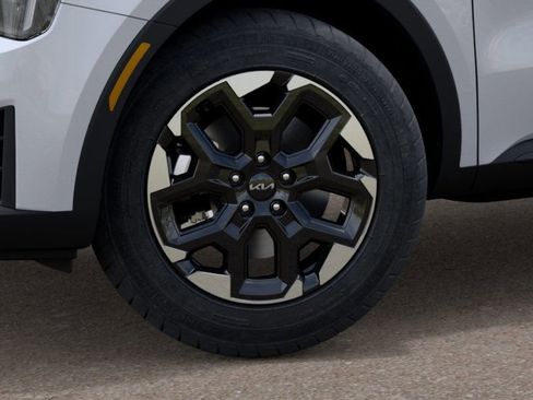 New 2026 Kia Sorento S w/ S Panoramic Sunroof Package image 5